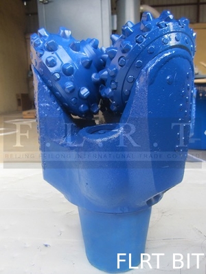 Bom preço 8 1/2” FA537GT, bocado Tricone de TCI, rolamento de jornal selado, com proteção do calibre on-line